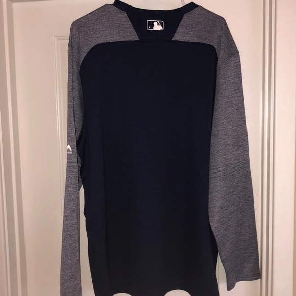 Majestic Mens Official New York Yankees Sweatshirt - Picture 2 of 7